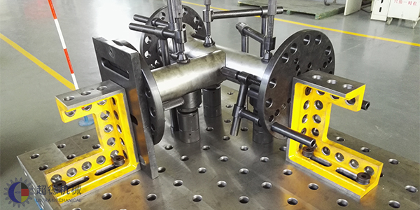 超德机械三维柔性焊接平台